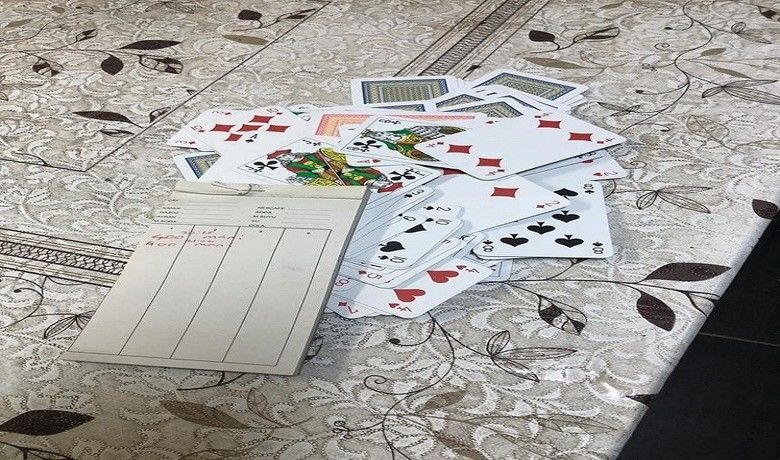 Samsun’da kumar baskını
 - SAMSUN (İHA) – Samsun’da polis ve jandarma ekipleri tarafından 3 ayrı yere yapılan baskınlarda kumar oynayan ve oynatan şahıslar hakkında idari işlemler yapıldı.
