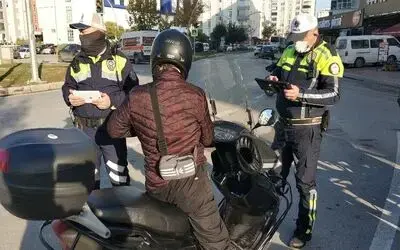 Trafik ekiplerinden motosiklet uygulaması
