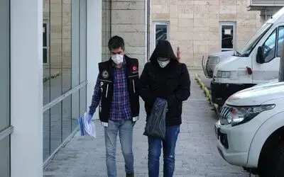 3 bin 526 adet uyuşturucu hapla yakalanan 2 kişi tutuklandı
