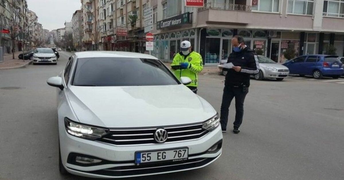Bafra’da kısıtlamalara uymayan 37 şahsa 66 bin 633 lira para cezası

