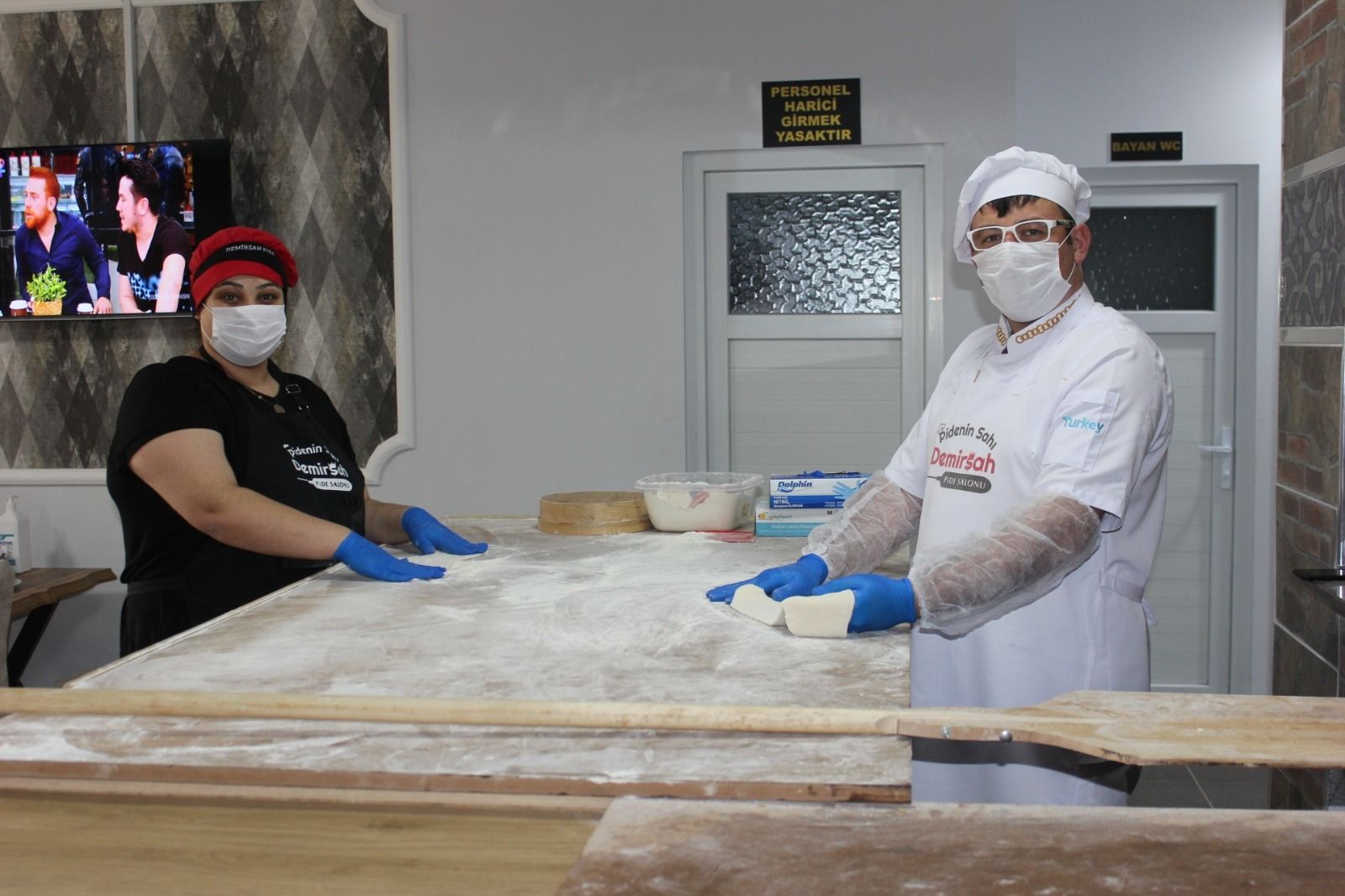 Pidenin sahi demirsah pide salonu yasin usta ile hizmetinizde 05df8712