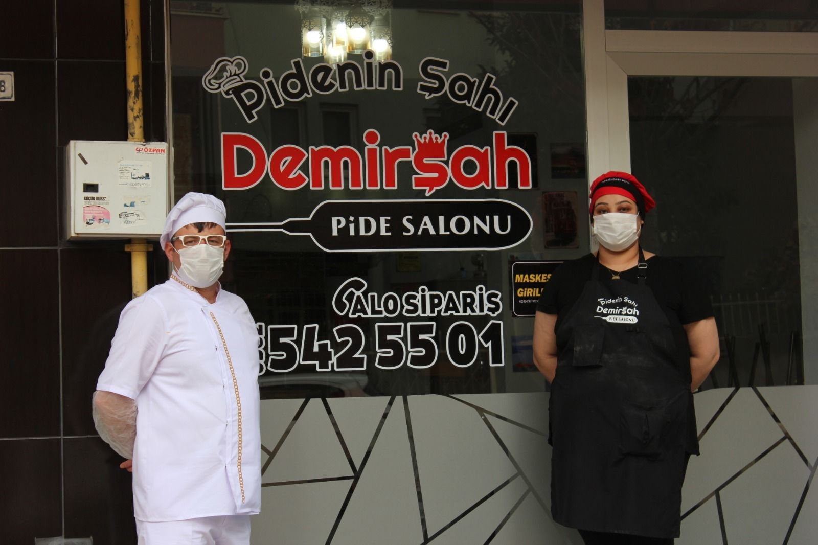 Pidenin sahi demirsah pide salonu yasin usta ile hizmetinizde 4d87fe16