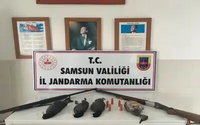 Kaçak avcılar jandarmaya yakalandı
