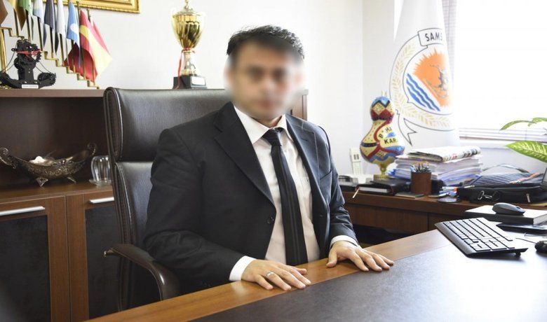 Samsun Büyükşehir’in Daire Başkanı Tutuklandı - Samsun Büyükşehir Belediyesi Mali Hizmetler Daire Başkanı Bahattin Karakaş rüşvet iddiaları üzerine tutuklandı. 