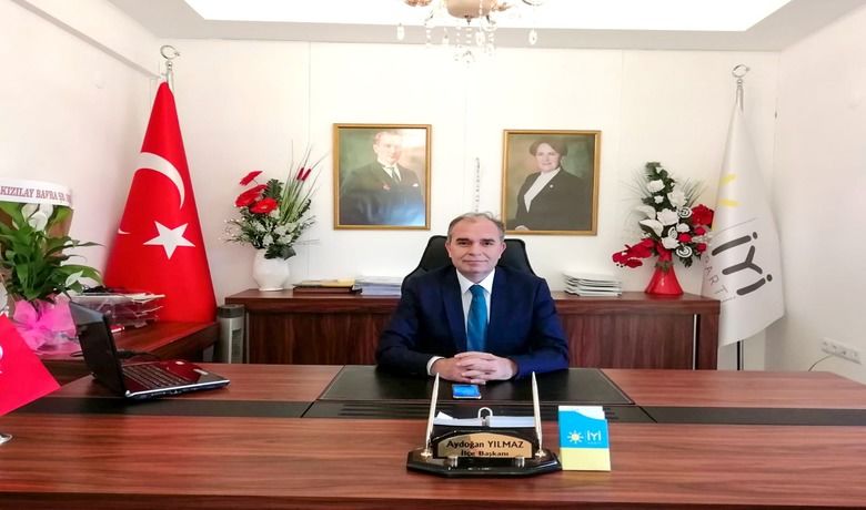 İyi Parti İlçe Başkanı Aydoğan Yılmaz'dan Yeni Yıl Kutlaması 