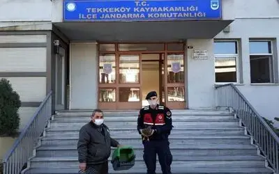 Jandarmadan örnek davranış
