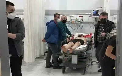 Yeni yıla girerken maganda kurşunu isabet eden genç ağır yaralandı
