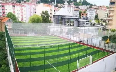 Samsun Büyükşehir’den Kökçüoğlu Mahallesi’ne halı saha
