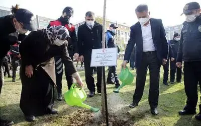 Başkan Deveci: "Şehitlerimizin anısını Atakum’da yaşatıyoruz"

