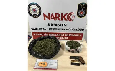 Şüpheli araçtan 1 kilo esrar çıktı

