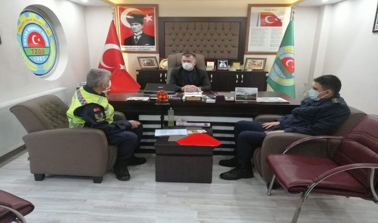 Jandarmadan ‘kaza’ çalıştayı
 - Samsun İl Jandarma Komutanlığı’na bağlı trafik ekiplerince, traktör kazalarının önlenmesi amacıyla çalıştay gerçekleştirildi.