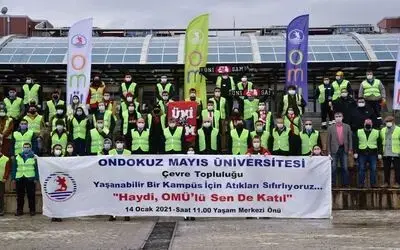 Rektör Ünal, öğrencilerle daha temiz doğa için çöp topladı
