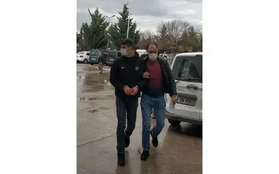 Otobüsünden inerken uyuşturucuyla yakalanan şahıs tutuklandı