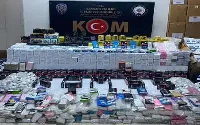 Samsun’da 23 bin 501 adet faturasız cep telefonu aksesuarları ele geçirildi
