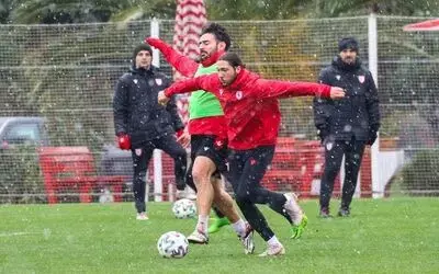 Samsunspor ile Altay 64. randevuya çıkacak
