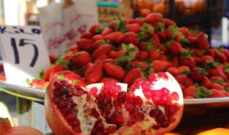 Pazarlar ateş pahası
 - Samsun’da halk pazarlarında sebze ve meyve fiyatları cep yakıyor.