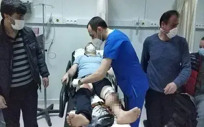 2 aylık bebeğin ağlama sesinden rahatsız olan komşuların kavgasında 5 kişi hastanelik oldu
