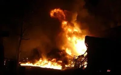 Samsun’da sanayi sitesinde iş yerleri alev alev yanıyor
