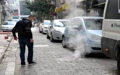 Rögar kapağından çıkan duman tedirginlik oluşturdu
