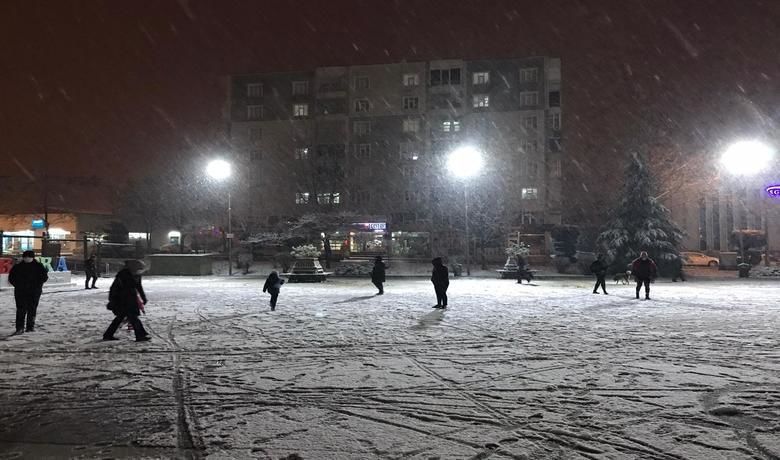 Bafra'da Kar Yağışı Başladı 
