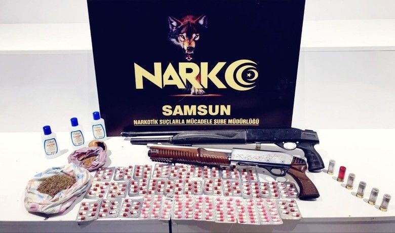 Samsun’da uyuşturucu operasyonu: 7 gözaltı
 - Samsun’da narkotik polisi tarafından sokak satıcılarına yönelik eş zamanlı operasyonda uyuşturucu ticareti yaptıkları tespit edilen 7 kişi gözaltına alındı.