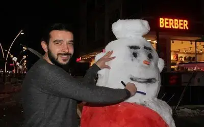 Kardan adama damat tıraşı
