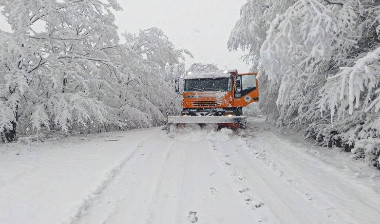 Büyükşehir kapalı yolları açtı
 - Samsun Büyükşehir Belediyesi Fen İşleri Daire Başkanlığı ekipleri, yoğun kar yağışı nedeniyle kapalı olan tüm köy yollarını ulaşıma açtı.