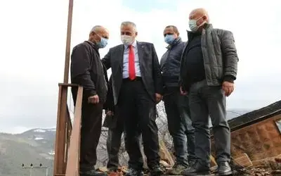 Başkan Kılıç: “Evi yanan Mehmet Yurt amcamızın her zaman yanındayız”