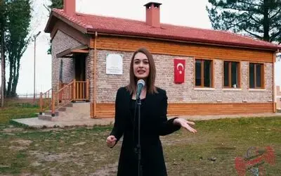 Müzik öğretmenleri öğrenciler için söyledi
