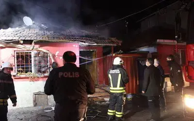 Bafra'da Yangın: Ev Kül Oldu