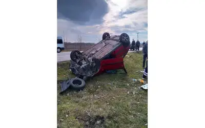 Samsun’da otomobil takla attı: 2 yaralı
