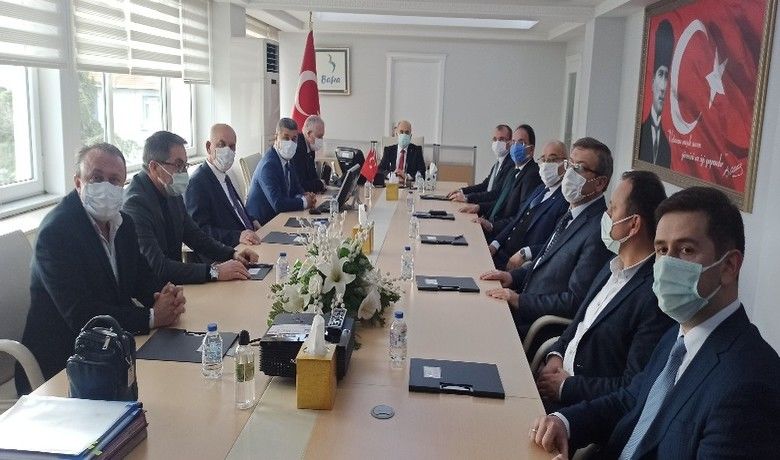 Bafra Sera OSB alt yapı ihale sözleşmesi imzalandı - Tarımsal üretimine önemli katkılar sağlayacağı değerlendirilen Bafra Tarıma Dayalı İhtisas Organize Sanayi Bölgesi’nin (Sera OSB) Altyapı İhale Sözleşmesi Bafra Kaymakamlığı’nda Vali Doç. Dr. Zülkif Dağlı’nın katımıyla gerçekleştirildi.