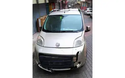 Samsun’da hafif ticari araçla motosiklet çarpıştı: 2 yaralı
