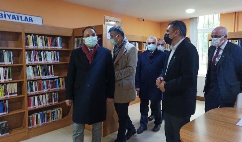 Korana virüs gölgesindeKütüphaneler Haftası kutlaması - Samsun’un Bafra ilçesinde "Pandemi Sürecinde Yayımcılık ve Kütüphanecilik" temalı 57. Kütüphane Haftası etkinlikleri maske, mesafe ve hijyen kuralları çerçevesinde gerçekleştirildi.