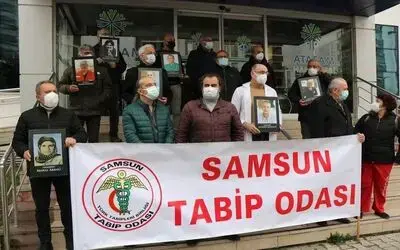 Koronadan hayatını kaybeden sağlık çalışanları anıldı
