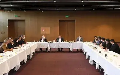Başkan Demir, başkanlarla bir araya geldi

