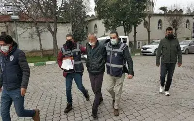 Samsun’da 1 kişiyi öldüren, 1 kişiyi de ağır yaralayan dolmuş şoförü adliyeye sevk edildi
