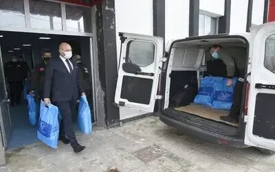 Tekkeköy’den 365 gün sosyal yardım
