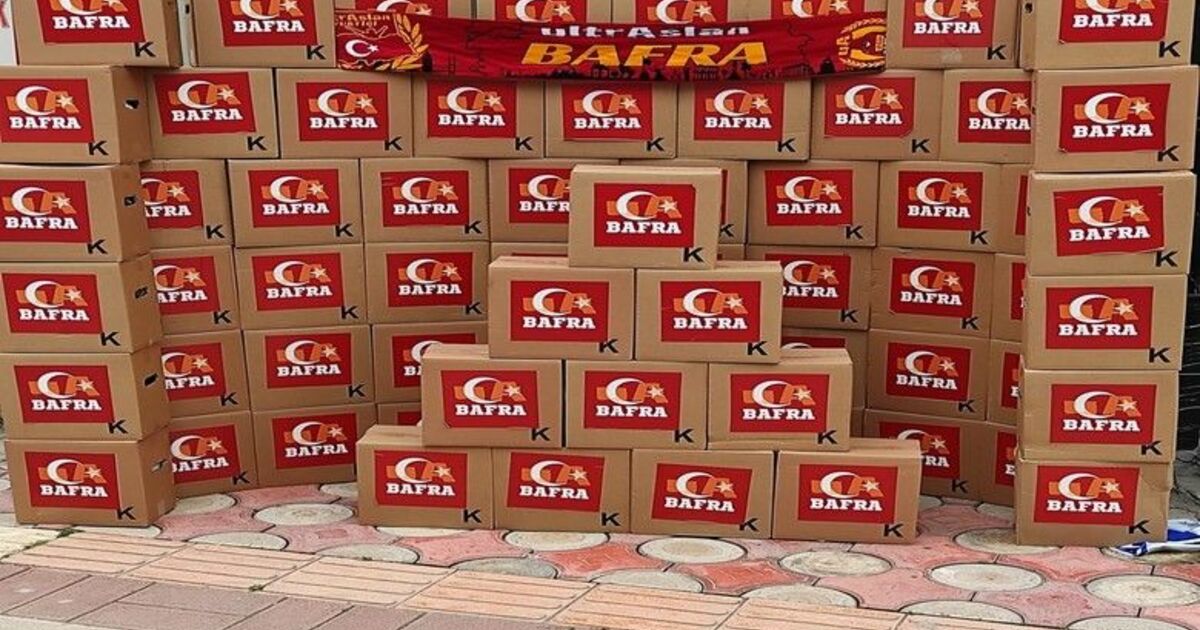 Bafra Galatasaray taraftar grubundan 200 aileye Ramazan yardımı