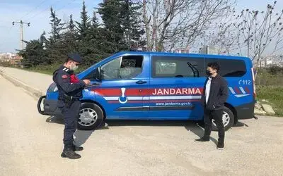 Jandarma uygulamasında korona testi pozitif şahıs yakalandı
