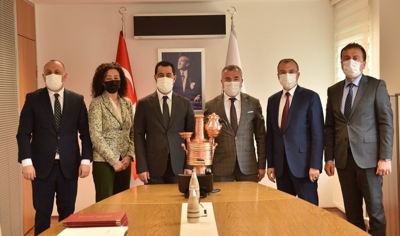 Havza’ya spor yatırımları
 - SAMSUN (İHA) – Havza Belediye Başkanı Sebahattin Özdemir, ilçeye yapılacak yarı olimpik yüzme havuzu, spor salonu ve 4 adet sentetik çim sahanın müjdesini vererek, “Hayırlı olsun” dedi.