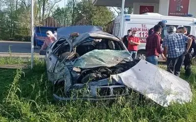 Samsun’da otomobil kamyonetle çarpıştı: 2 yaralı
