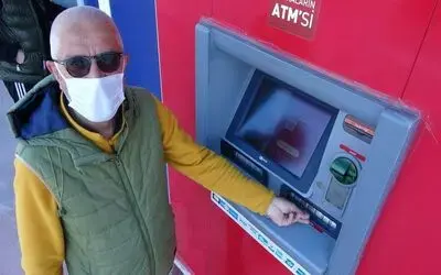 ATM’den çektiği emekli maaşı saniyeler içinde çalındı
