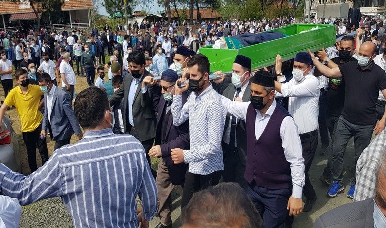 Bayram sabahı vurulan imam toprağa verildi
