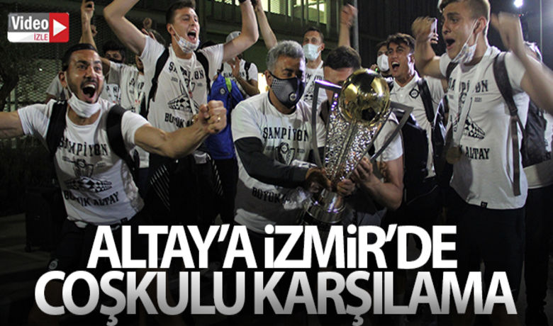 Altay'a İzmir'de coşkulu karşılama - TFF 1. Lig’de Play-Off finalini kazanarak Süper Lig’e yükselen Altay, İzmir’de coşkulu bir taraftar grubu tarafından karşılandı.