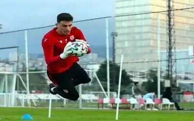 Türkiye’nin en az gol yiyen kalecisiydi, bu sezon 33 gol yedi
