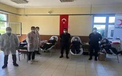 Acemi erlerden Kızılay’a kan bağışı
