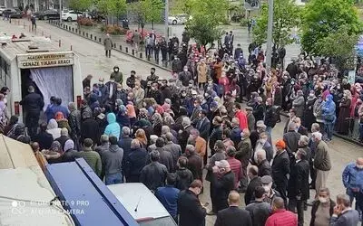 Başkanın eşi defnedildi
