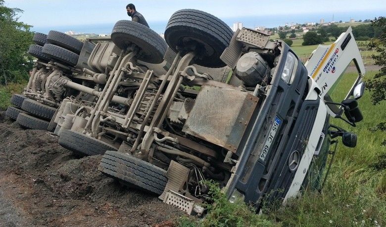 Samsun’da 2020’de 15 bin 645 kaza oldu
 - Türkiye İstatistik Kurumu(TÜİK) Samsun Bölge Müdürlüğü tarafından 2020 yılında Samsun’da toplam 15 bin 645 adet trafik kazası meydana geldiği açıklandı. Kazalarda 72 kişi hayatını kaybetti, 4 bin 466 kişi yaralandı.