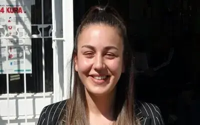 26 yaşındaki genç kız, vefat eden babasının muhtar olduğu mahalleye muhtar seçildi
